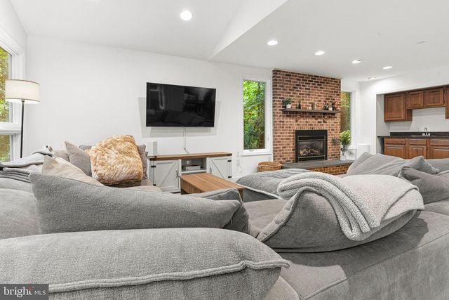 580 PINEDALE DR, Annapolis, MD 21401