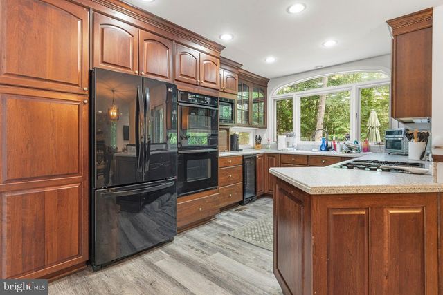 580 PINEDALE DR, Annapolis, MD 21401