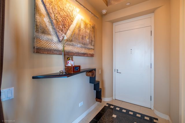 111 W Maple Street 3402-3404, Chicago, IL 60610