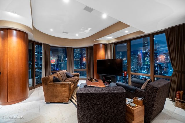 111 W Maple Street 3402-3404, Chicago, IL 60610