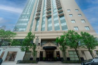 111 W Maple Street 3402-3404, Chicago, IL 60610