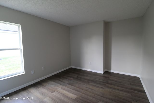 959 Pine Walk Court NE, Palm Bay, FL 32905