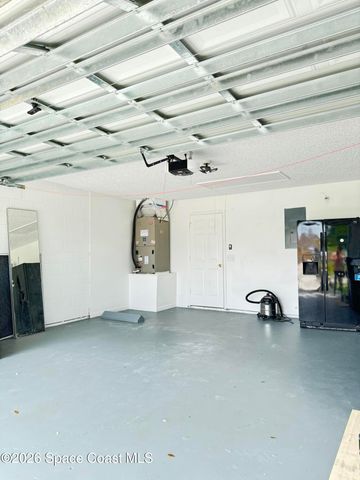 959 Pine Walk Court NE, Palm Bay, FL 32905