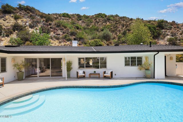507 Venado Vista Drive, La Canada Flintridge, CA 91011