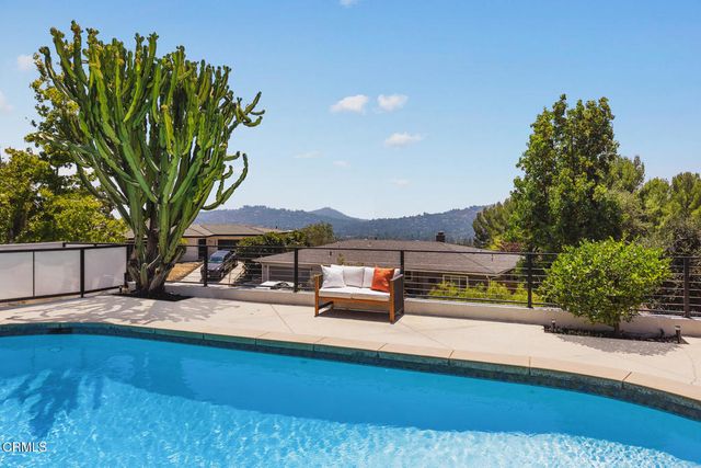 507 Venado Vista Drive, La Canada Flintridge, CA 91011