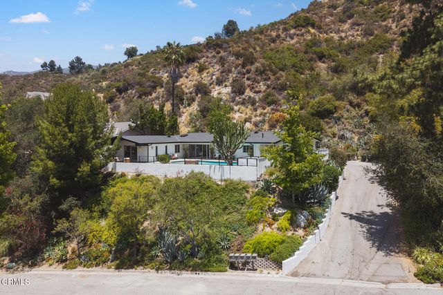 507 Venado Vista Drive, La Canada Flintridge, CA 91011