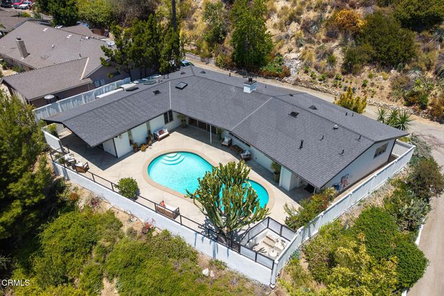 507 Venado Vista Drive, La Canada Flintridge, CA 91011