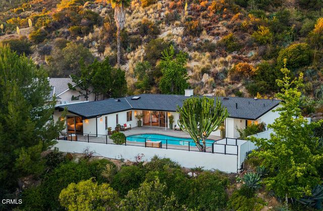 507 Venado Vista Drive, La Canada Flintridge, CA 91011