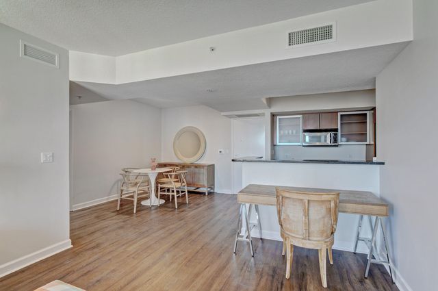 1551 N Flagler Drive 1102, West Palm Beach, FL 33401