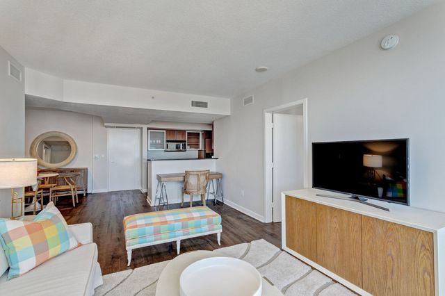 1551 N Flagler Drive 1102, West Palm Beach, FL 33401