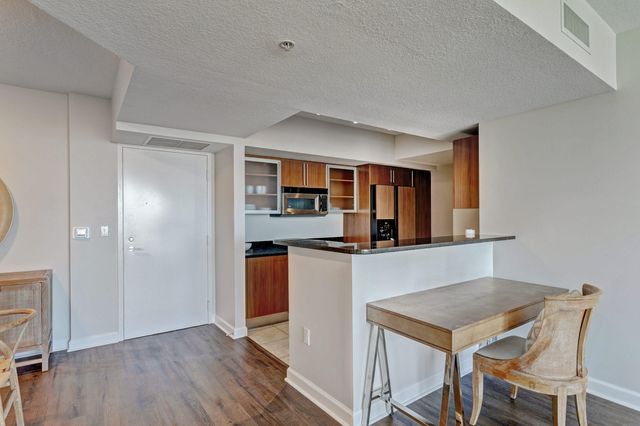 1551 N Flagler Drive 1102, West Palm Beach, FL 33401