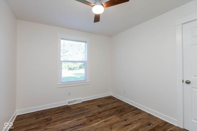 1074 S Avon Avenue, Avon, IN 46123