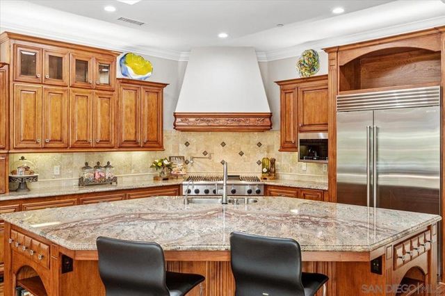 13391 Old Winemaster Court, Poway, CA 92064