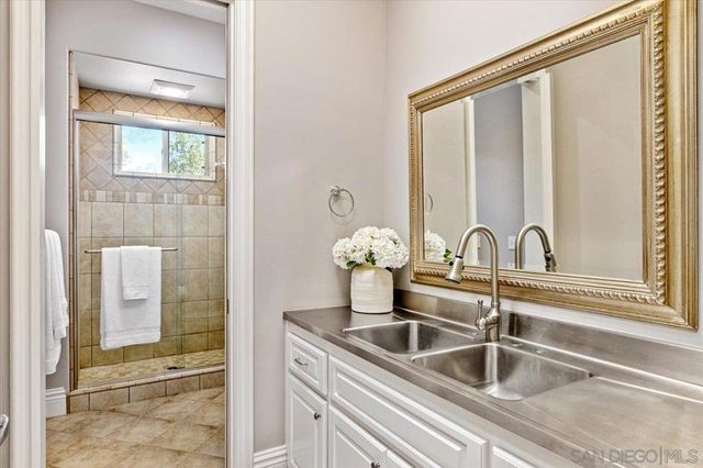 13391 Old Winemaster Court, Poway, CA 92064