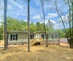 2764 Sowers Road, Linwood, NC 27299