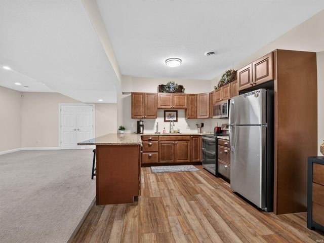 7611 Cinereal Court, Roanoke, IN 46783