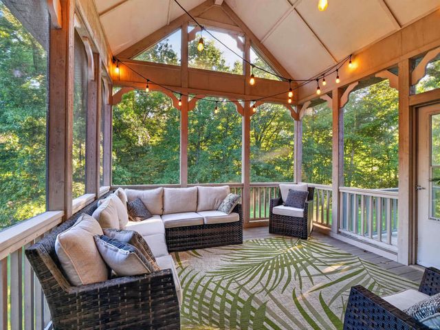 7611 Cinereal Court, Roanoke, IN 46783