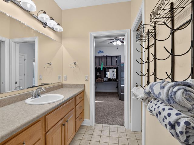 7611 Cinereal Court, Roanoke, IN 46783