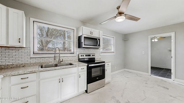 468 Crestwood Ln, Louisville, KY 40229