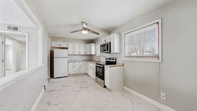 468 Crestwood Ln, Louisville, KY 40229