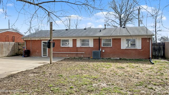 468 Crestwood Ln, Louisville, KY 40229