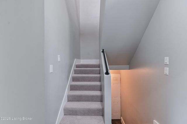 129 S 44th St, Louisville, KY 40212