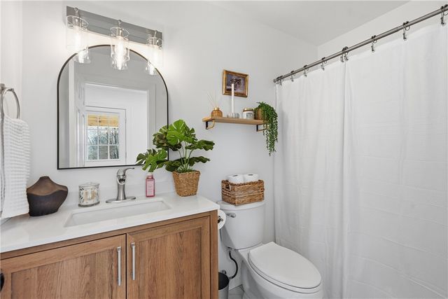 590 Glenwood Way, Center Twp, PA 16001