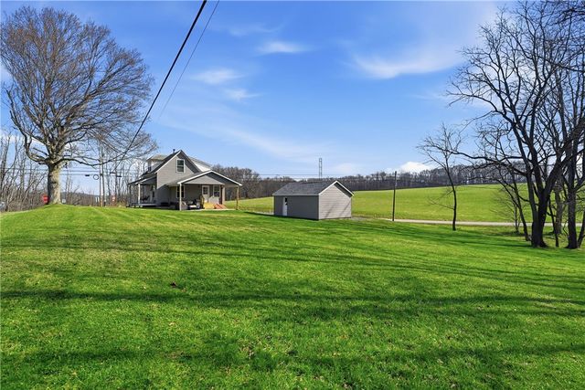 590 Glenwood Way, Center Twp, PA 16001