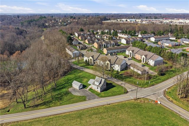 590 Glenwood Way, Center Twp, PA 16001