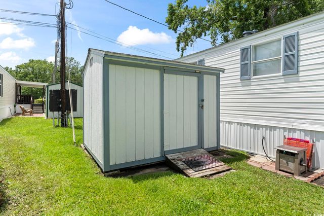 916 Periwinkle Pl., Myrtle Beach, SC 29577