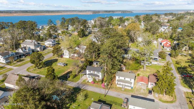 325 Broad Street, Belhaven, NC 27810