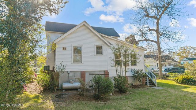 325 Broad Street, Belhaven, NC 27810