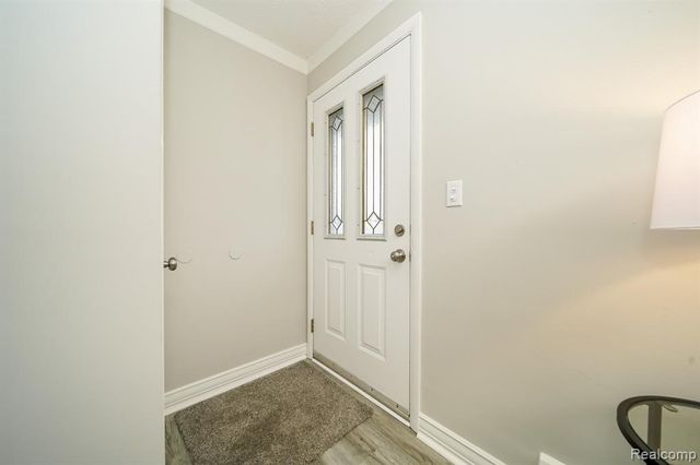 26340 Chippendale Street, Roseville, MI 48066