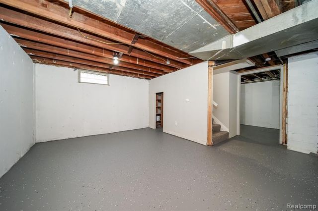 26340 Chippendale Street, Roseville, MI 48066