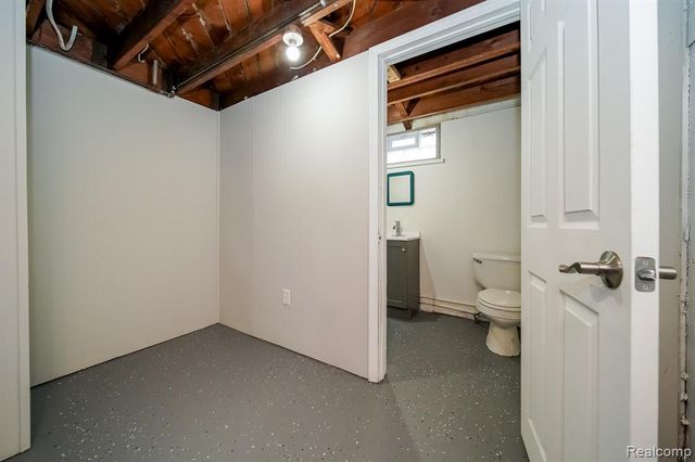 26340 Chippendale Street, Roseville, MI 48066