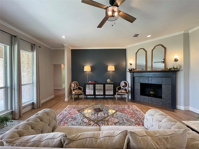 1167 Fox Hunt Trail, Willow Park, TX 76087