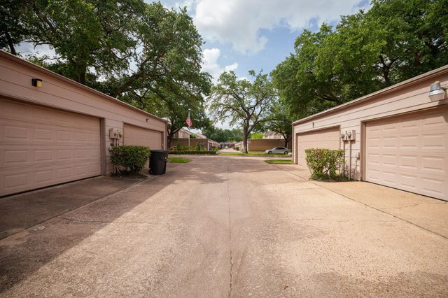 5830 Langfield Road 5830, Houston, TX 77092