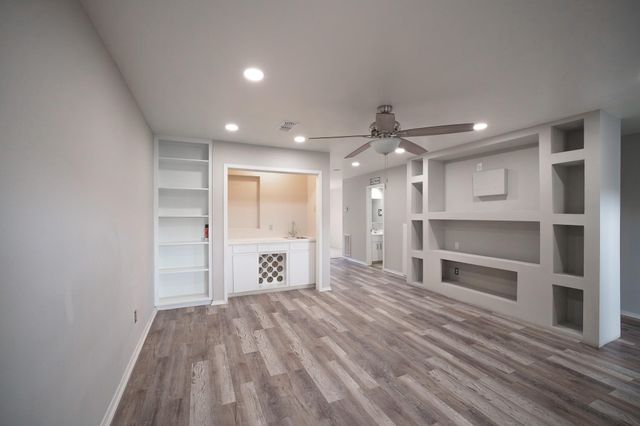 5830 Langfield Road 5830, Houston, TX 77092