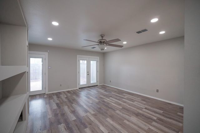 5830 Langfield Road 5830, Houston, TX 77092