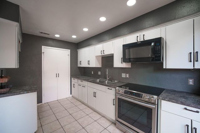 5830 Langfield Road 5830, Houston, TX 77092