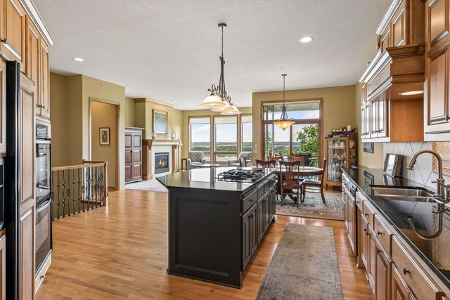 10102 Indigo Drive, Eden Prairie, MN 55347