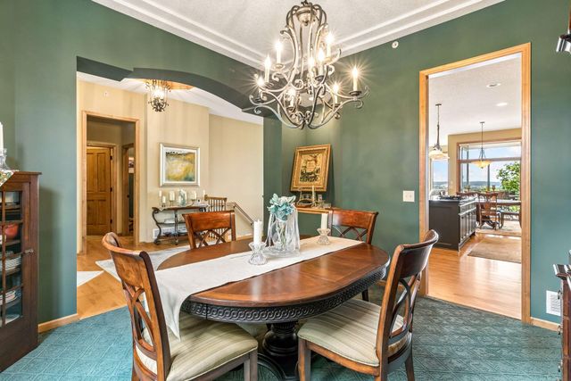 10102 Indigo Drive, Eden Prairie, MN 55347