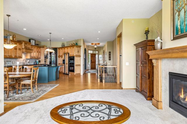 10102 Indigo Drive, Eden Prairie, MN 55347