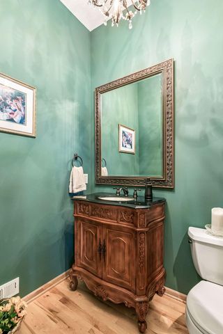 10102 Indigo Drive, Eden Prairie, MN 55347