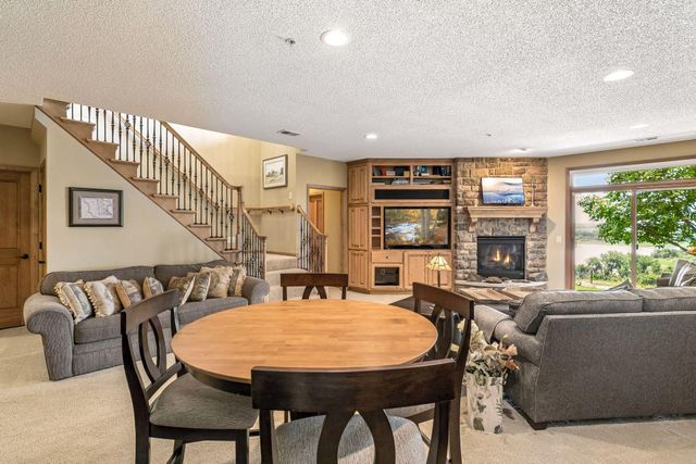 10102 Indigo Drive, Eden Prairie, MN 55347