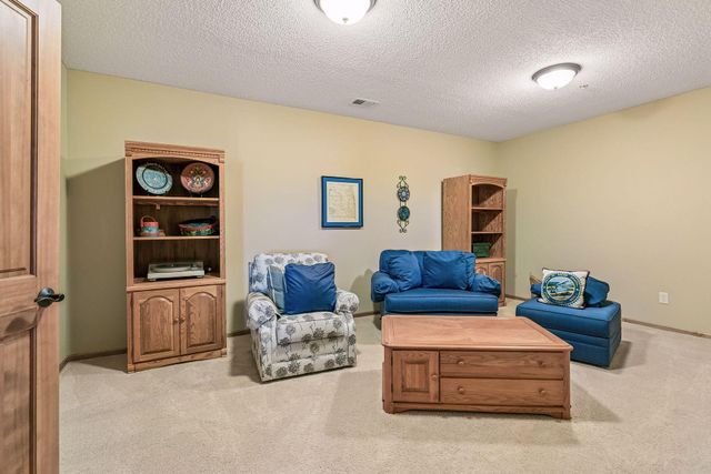 10102 Indigo Drive, Eden Prairie, MN 55347