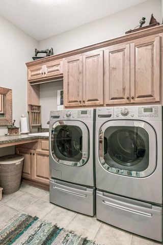 10102 Indigo Drive, Eden Prairie, MN 55347