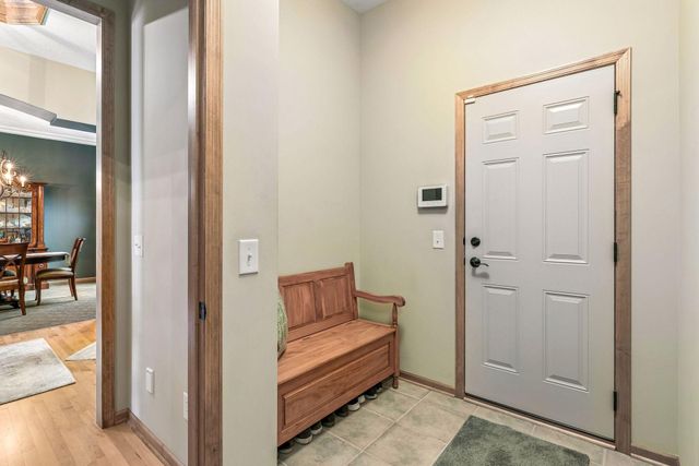 10102 Indigo Drive, Eden Prairie, MN 55347