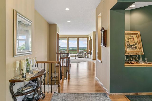 10102 Indigo Drive, Eden Prairie, MN 55347
