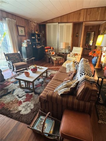 192 S Port Bass Drive, Fair Play, SC 29643